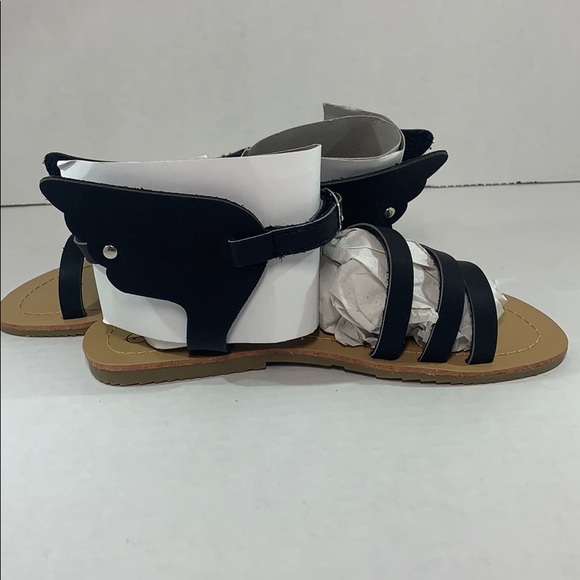 sandals with wings - Picture 4 of 5